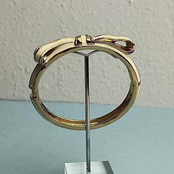 RIBBON BOW Enamel Shape Hinged Bangle Bracelet White Gold Plated - Picture 5 of 9